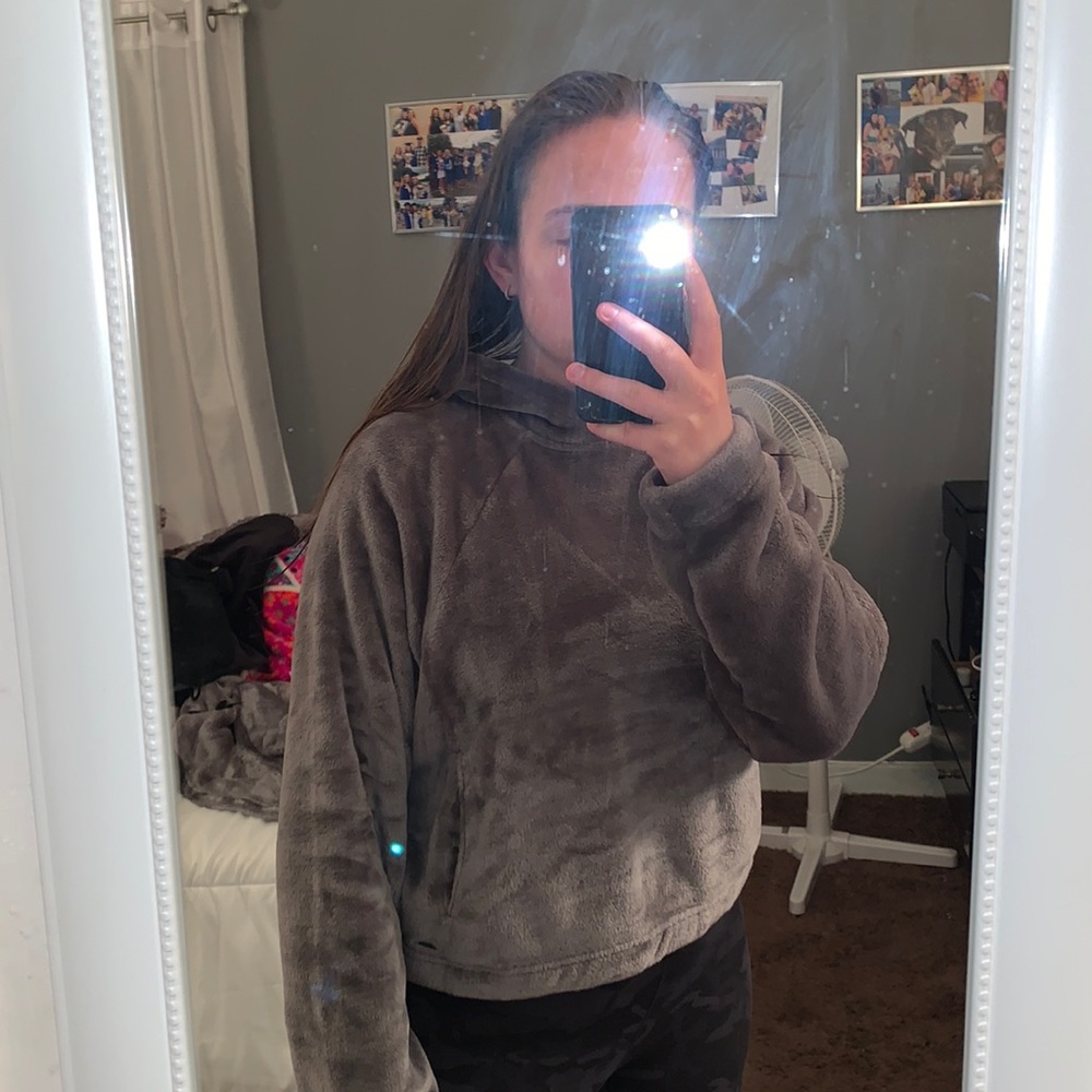 fleece hoodie